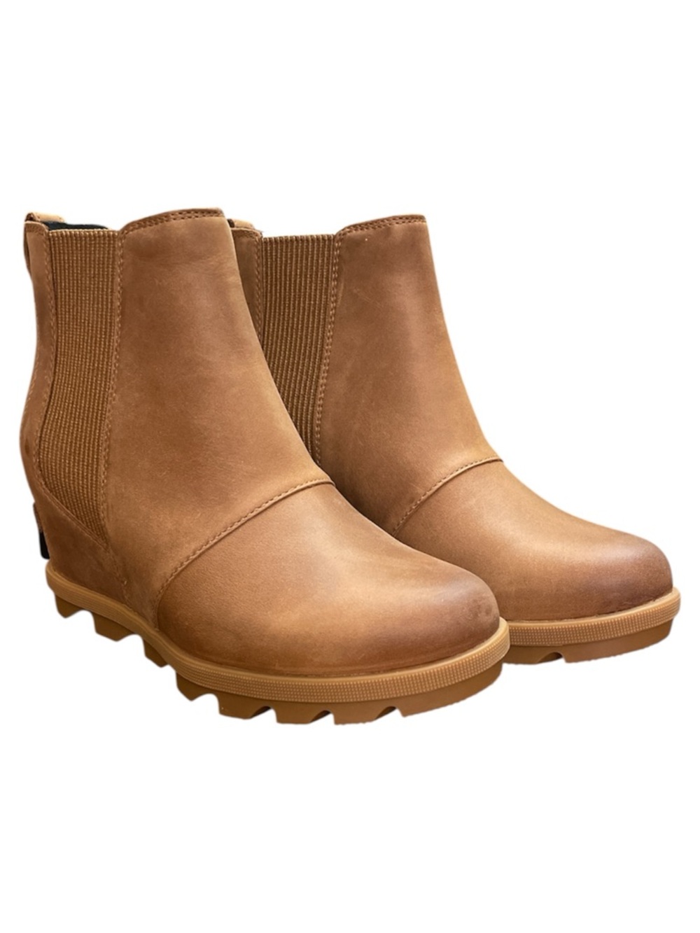 #11 SOREL Joan Rhapsody Chelsea Wedge Boots Velvet Tan/Gum 2 : 8 B - Medium,